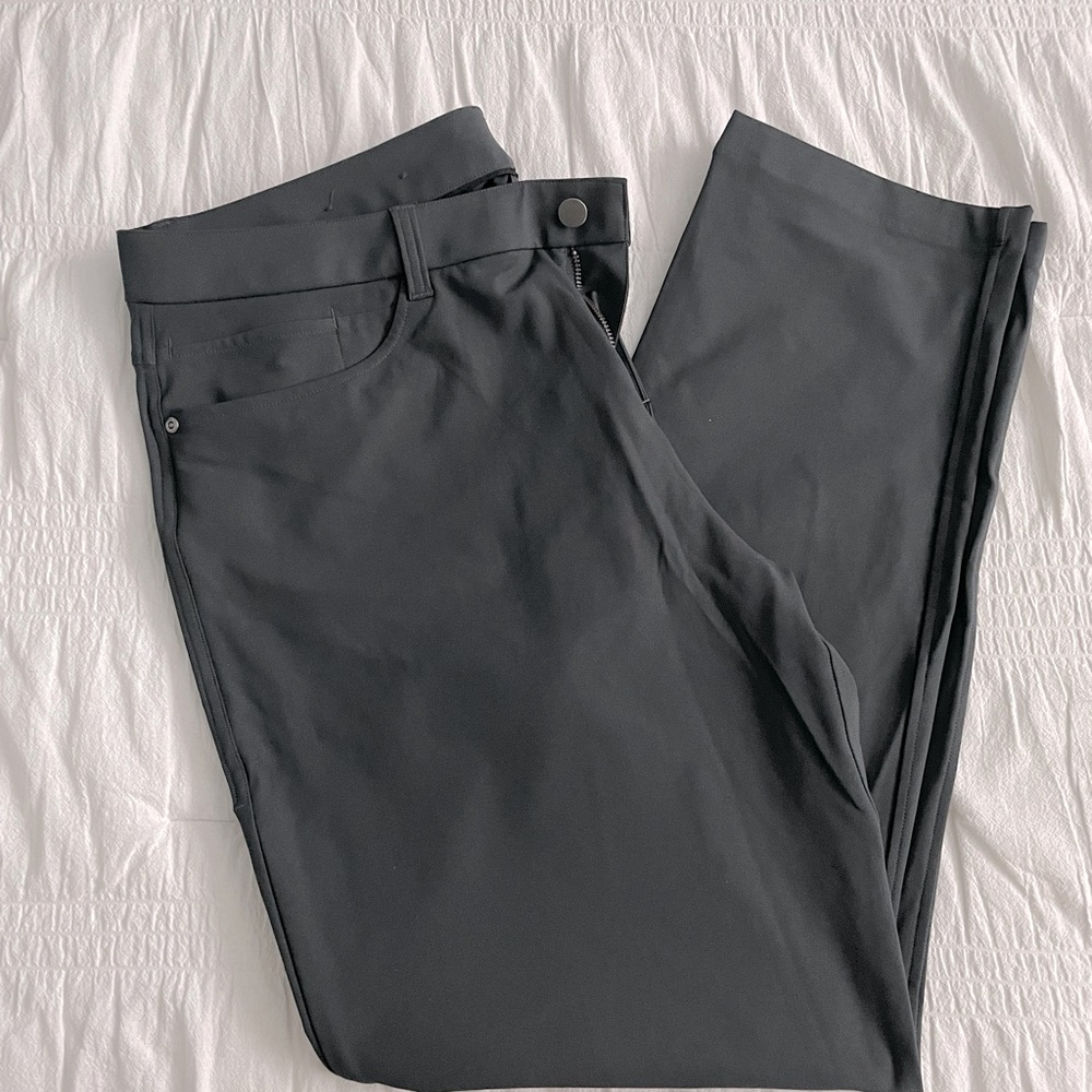 Men’s Lululemon ABC Classic-Fit 5 Pocket Pant 32"L
Warpstreme